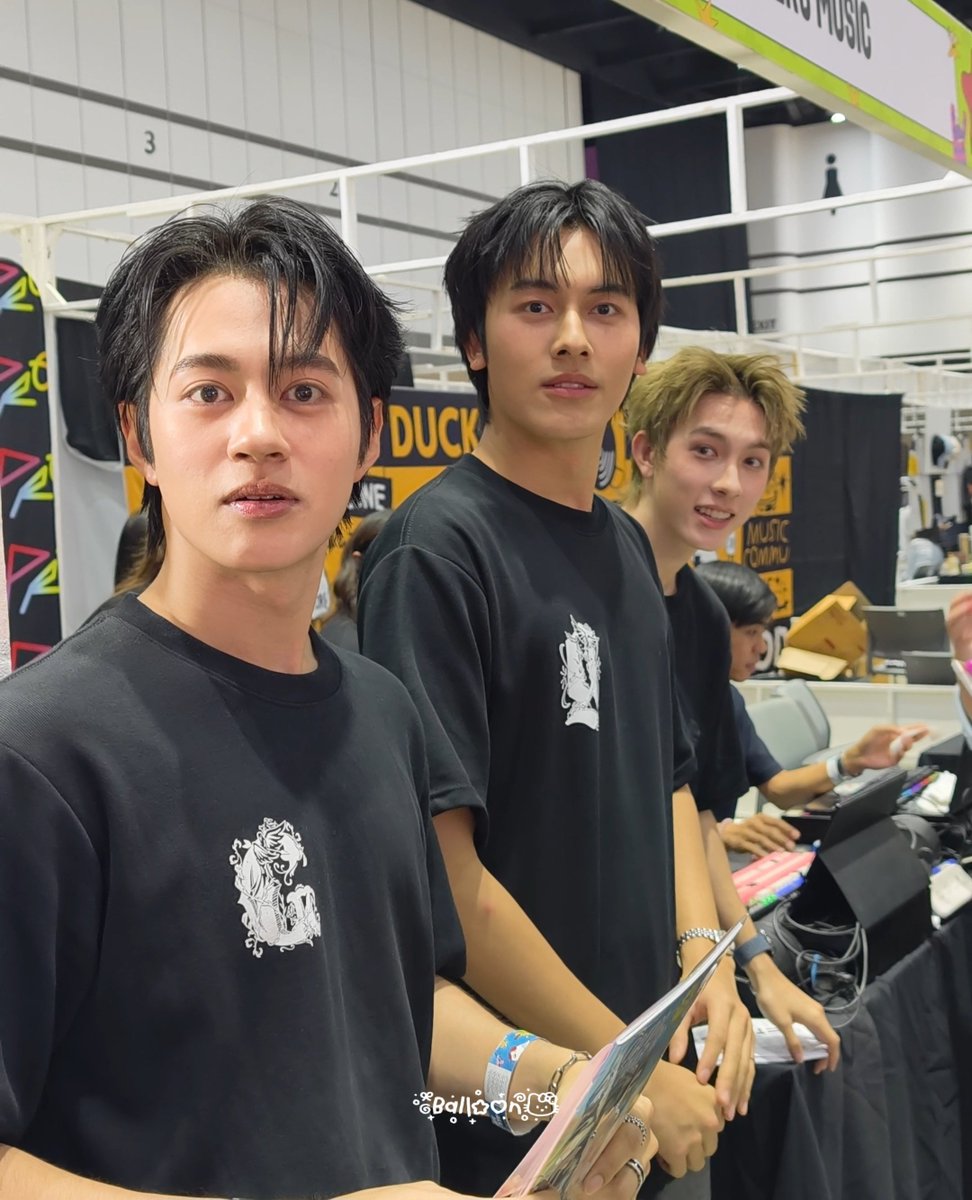 ccherryjamz's tweet photo. แล้วรีแอคหน่ะ 5555555555 https://t.co/cGIWRfTBMm