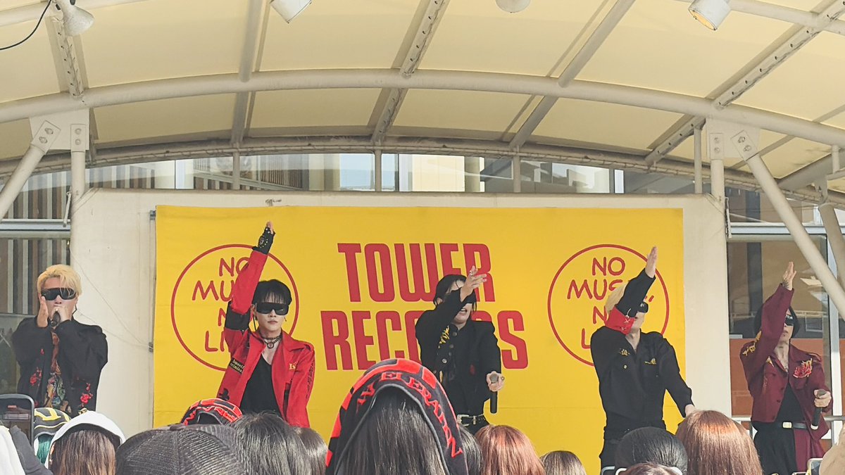 sawopot's tweet photo. 今週もー😎💥 https://t.co/Rnffe3fomy