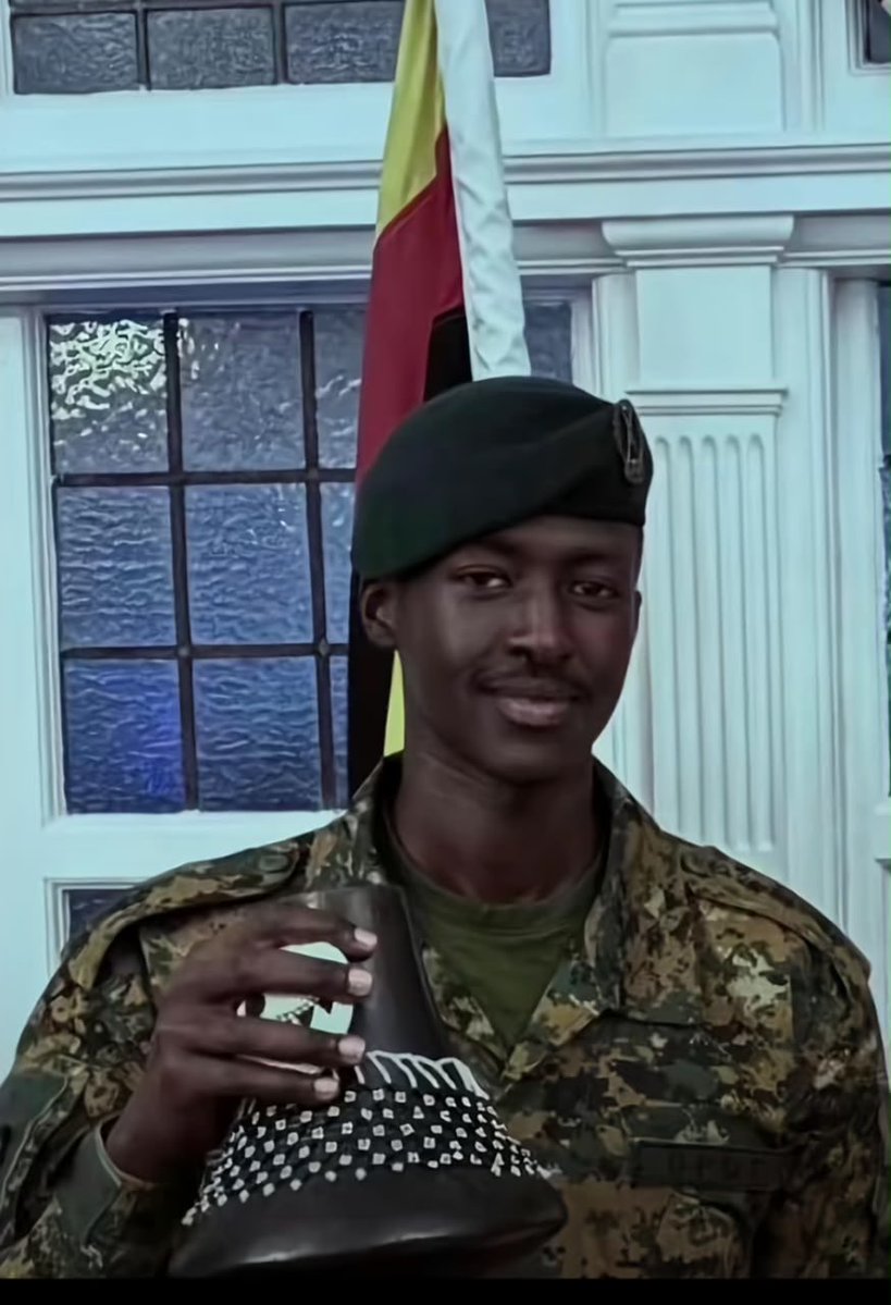 FredShaka's tweet photo. Afande Ruhamya.💪🏾💪🏾 https://t.co/Sfpwa0v2nS