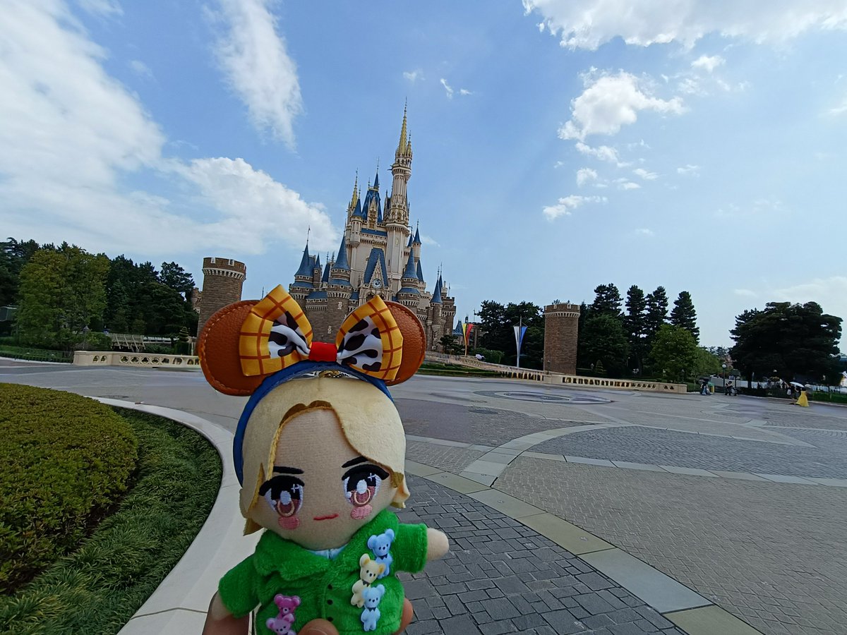 ysa___milk's tweet photo. カチューシャも買えたので神でした https://t.co/k2ODCWt5VJ
