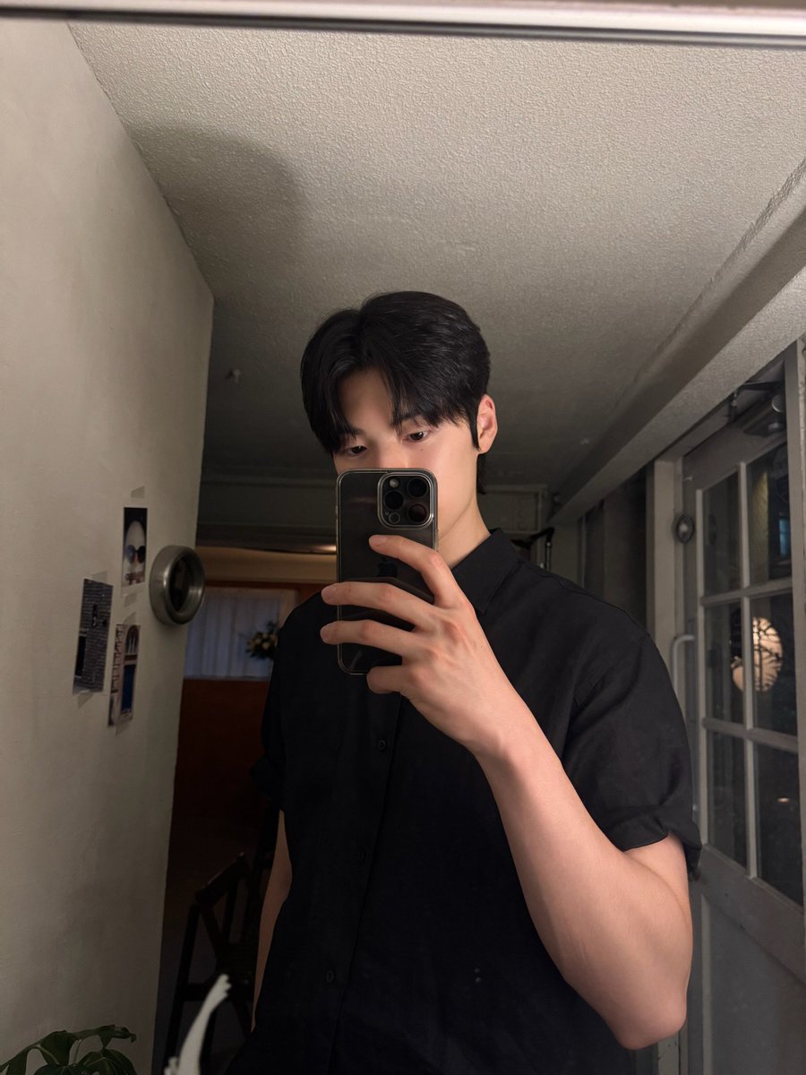 byeol_narii's tweet photo. wooyeol's instagram post scream boyfriend material.

#heartsignal5 https://t.co/bTenzEjG9E