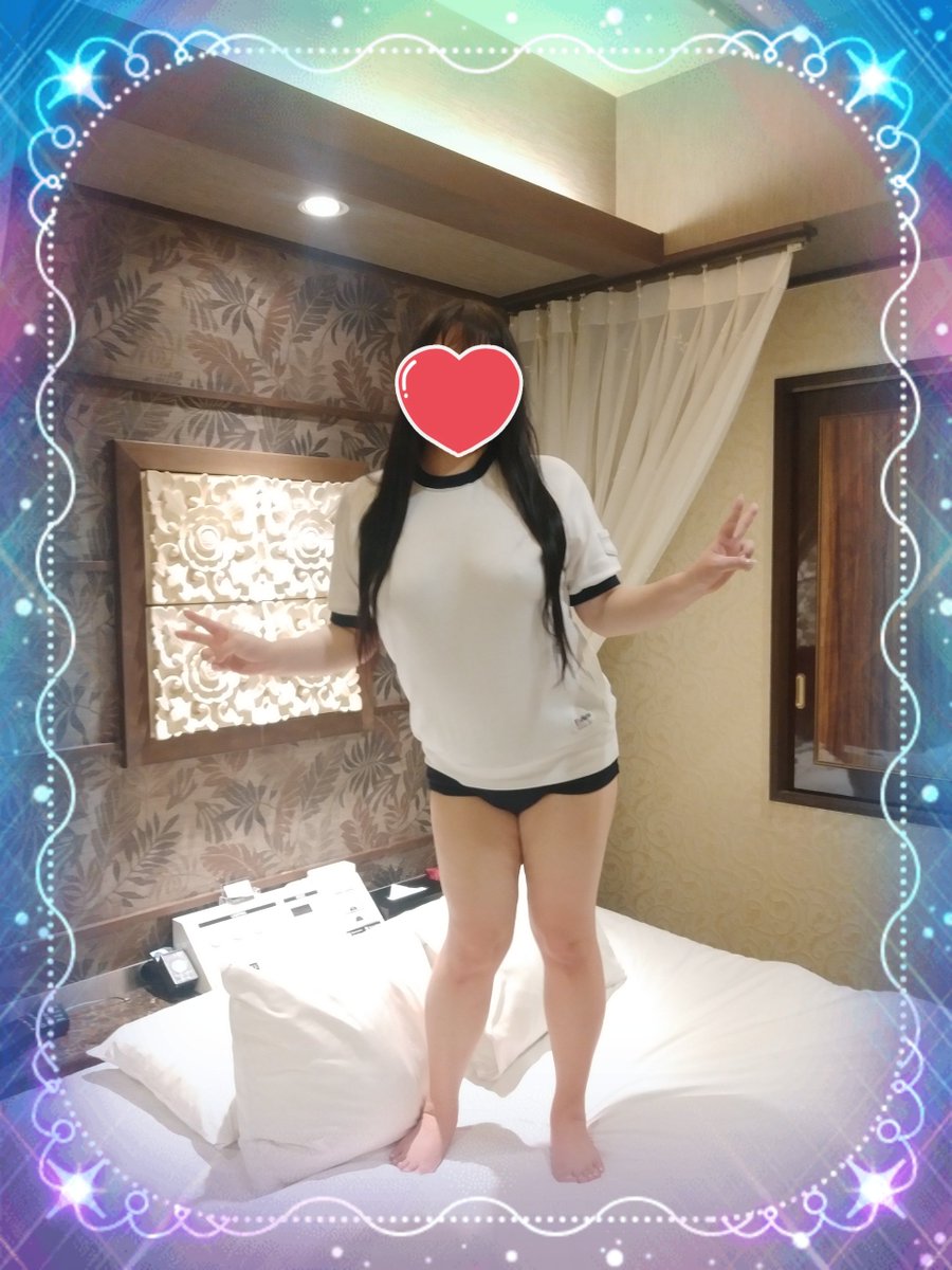 arinrin39's tweet photo. 明日は新宿サンキューに19時～5時で出勤する予定♡✨ https://t.co/Uv5mvvXtGE