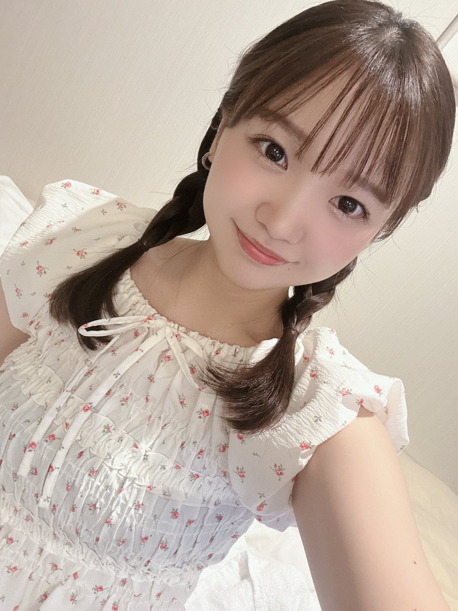 pachisuro_oniku's tweet photo. おつも〜🍑🐰💗

明日は　#ゴードン多摩センターＡ館店　様に行きます！前回は東京喰種のパチンコで負けてしまったけどリベンジ頑張ります！

パワースポットで浄化したので勝てますように！🙏

随時対応なので仲良くしてくれたら嬉しいです！！！

よろしくお願いします🙇‍♀️💗
#PR https://t.co/hT2pnxn9yI