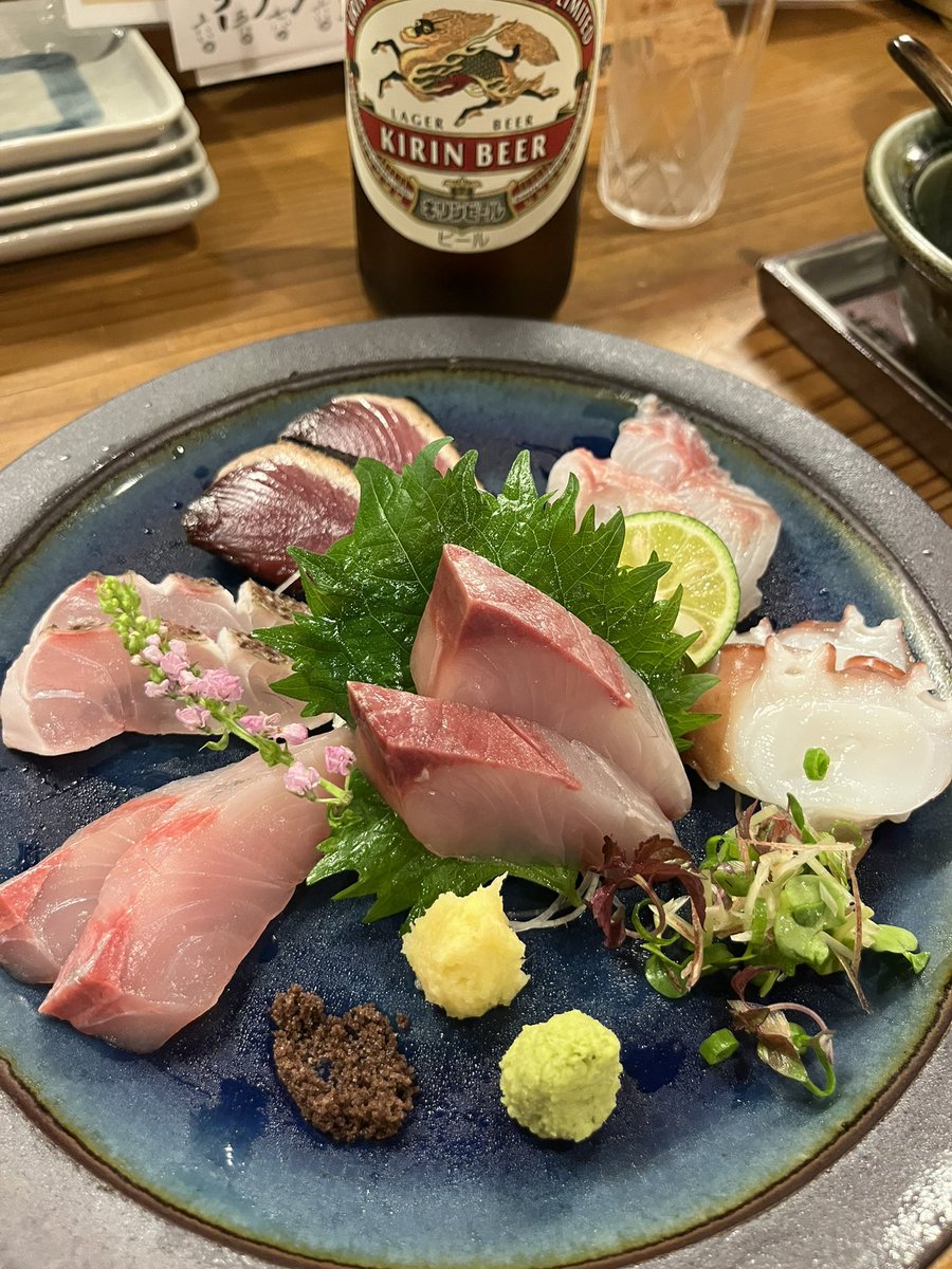 WloJz55Yyw5H32j's tweet photo. 全部美味い！

松江セレサポ会を開催する価値あり。 https://t.co/krQrII2H9T