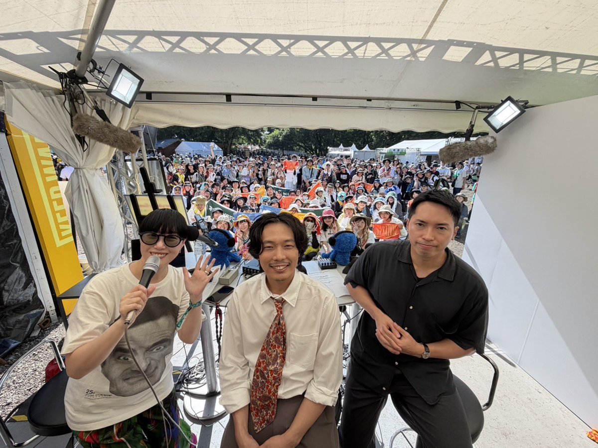 SatokoNii's tweet photo. FM COCOLO　
Everybody Goes – フジロック’26 supported by 熊谷組

すごい熱気でした！！
#Bialystocks
#柴田聡子
#THEbeths
3組をお迎えしました

まずBialystocks
お二人揃ってお迎えするのは久しぶり！
ドラマチックな天気の中の初フジロックのお話たくさんうかがいました

#フジロック https://t.co/hYw9GcjdSU