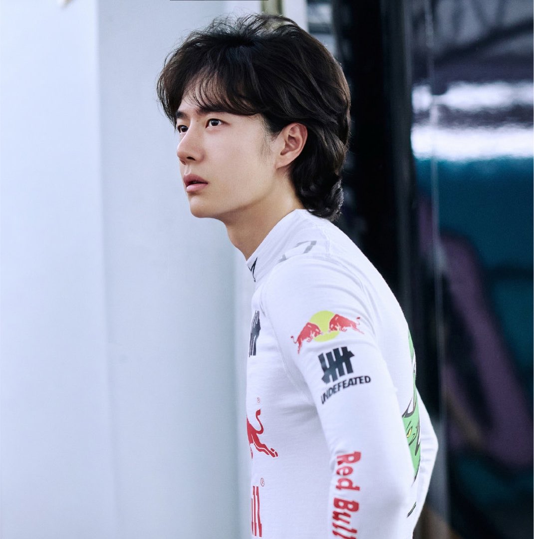 XZhanbaobao's tweet photo. อฟช 🐷 :

“ทุกคนดูแลความปลอดภัยด้วยนะ รีบกลับบ้านไวๆ อย่าเป็นหวัดล่ะ!!”

แง รุ้เลยว่าข้อความพวกนี้มาจากบอสวอปแน่นอน ดูจากที่ฮีออกมายืนหน้าพิทค่อยมองบนแสตน ฮีคงเป็นห่วงทุกคนมากๆเลยล่ะ เสียเงินมาแล้วยังต้องลำบากอีก แต่เชื่อว่าประโยคพวกนี้ช่วยทำให้ครส.คนในสนามดีขึ้นได้แน่นอน🥹 https://t.co/cm8PlXfdjW