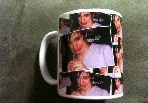 kittyhecox's tweet photo. We have guests over bring out the fine china https://t.co/hoqheS7gZo