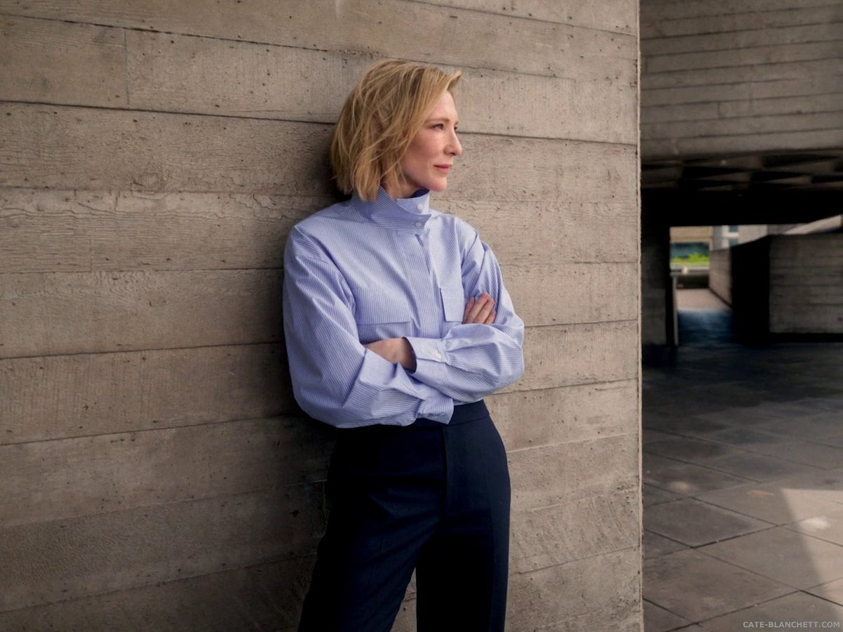FanBlanchettCom's tweet photo. Cate Blanchett wearing Uniqlo C by Clare Waight Keller, LifeWear Magazine Issue 13

→https://t.co/xRm36iWP0Z https://t.co/sYYMy00mAn
