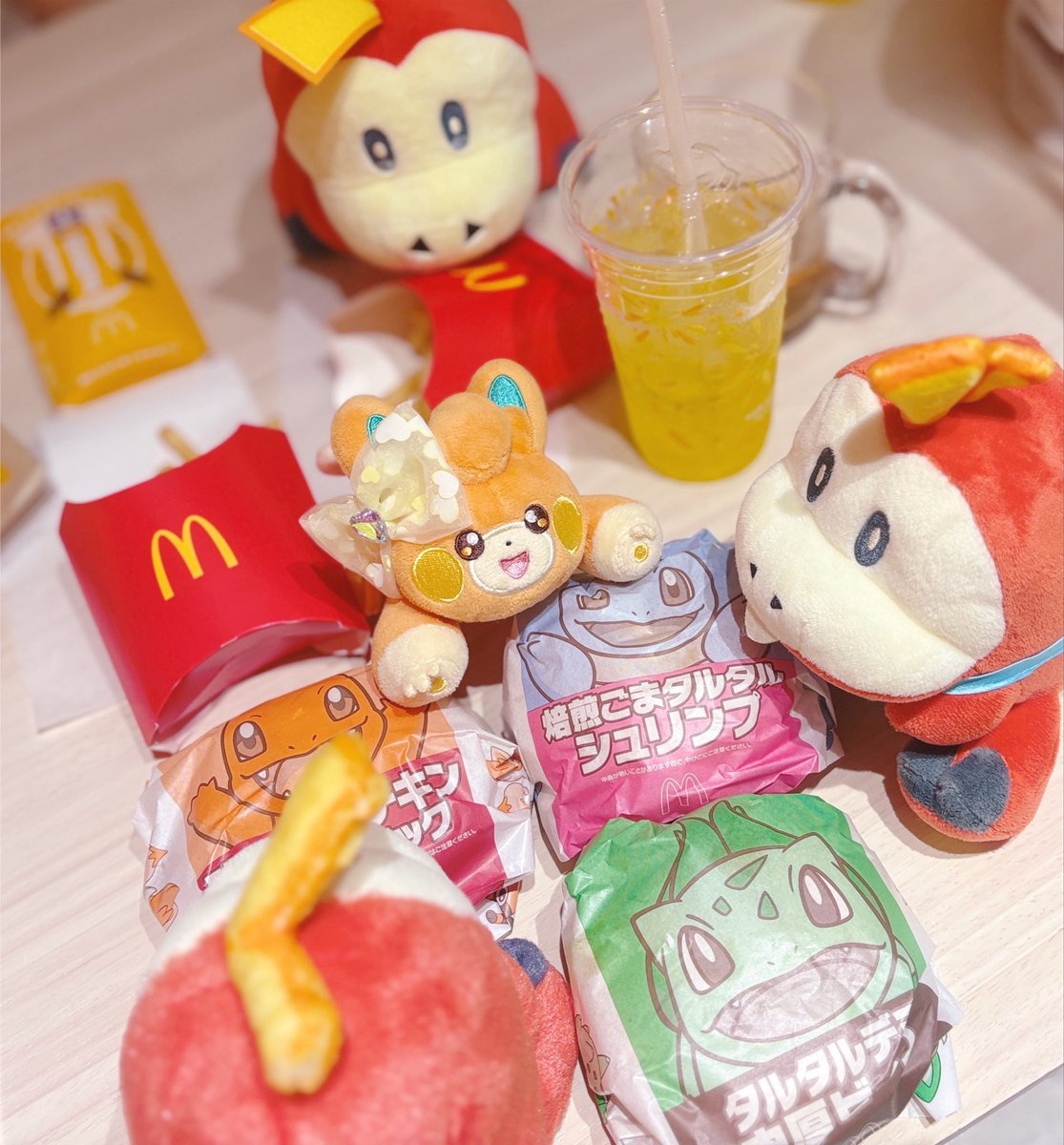 jj0rt's tweet photo. ぼくたちのごはん！ https://t.co/fdTvhQFU1X