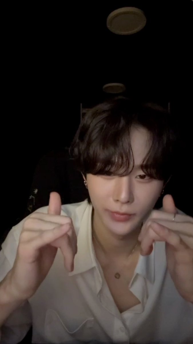 jyszone's tweet photo. no matter how long it takes, i'll always wait for you my precious yunseo ❤️‍🩹 약속ㅠ https://t.co/y95tj10i7T
