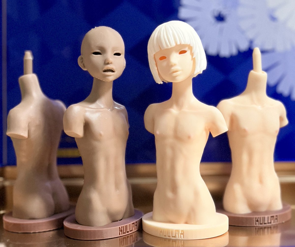 jinko69's tweet photo. オビツ24、ピュアニーモMくらいのトルソー作ってました。
一体形成から送料を抑える為の二分割式にしたりと試作段階ですが、もう少し綺麗に出来たらBOOTHにでもちょこっと出してみようかなと思います。
需要は分かりません😅 https://t.co/0efxx4BfM1
