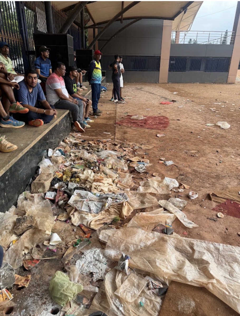Jitskuhad's tweet photo. @GBA_office At National school grounds Shankarpuram ward no 142 … No action taken yet inspite of repeated complaints!! Last 10-15 days it has been lying there making it very difficult for us to play !! Pls look into the same asap ! Thank u ✌️@bwssbchairman @Bwssb3Bwssb https://t.co/PmTNfbpfQ7