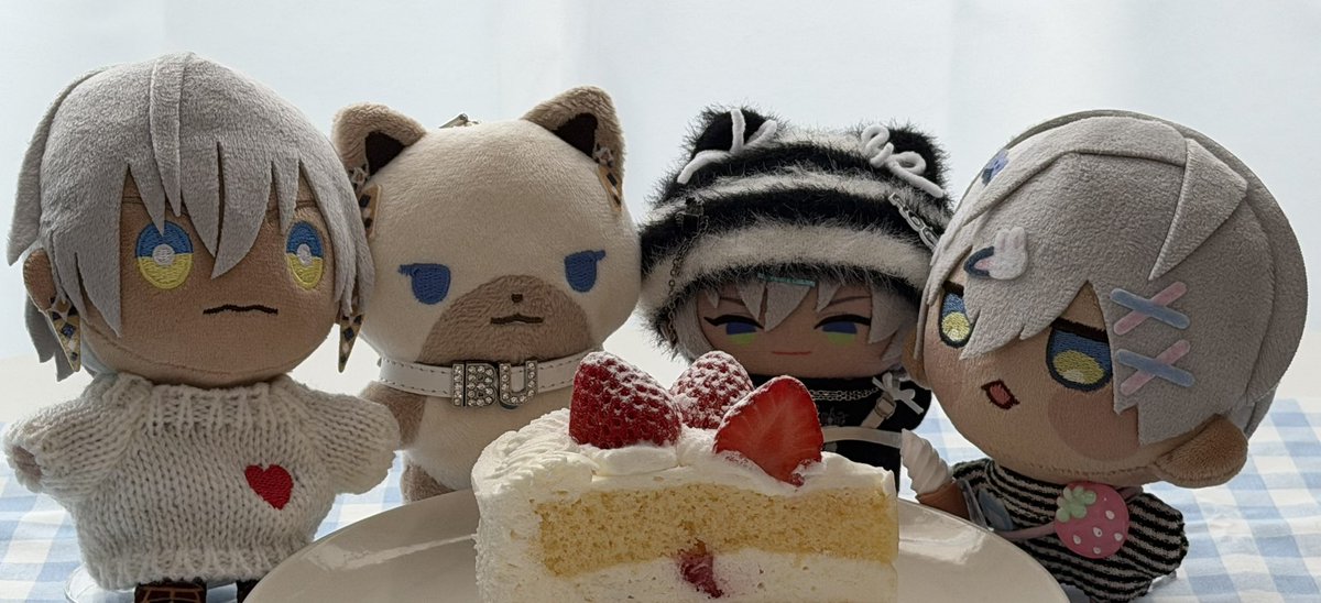 giiilllu_'s tweet photo. ケーキ楽しみ��生日🎂 https://t.co/49v1b2UWBn