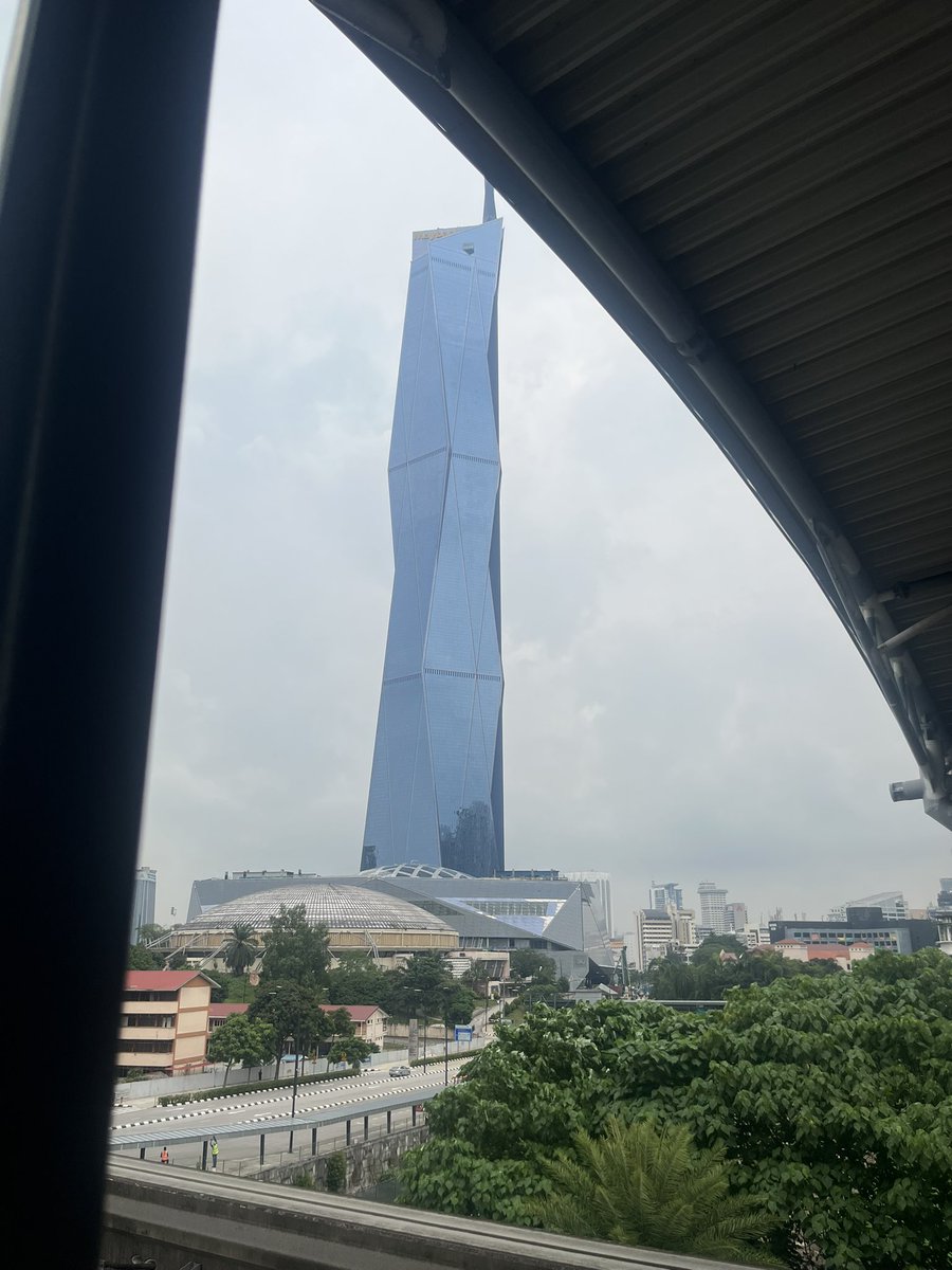 Agent_NyetCord's tweet photo. Currently in KL for ISUCRS and SELSMA
Met old colleague and classmate https://t.co/zLdNXkN9pH