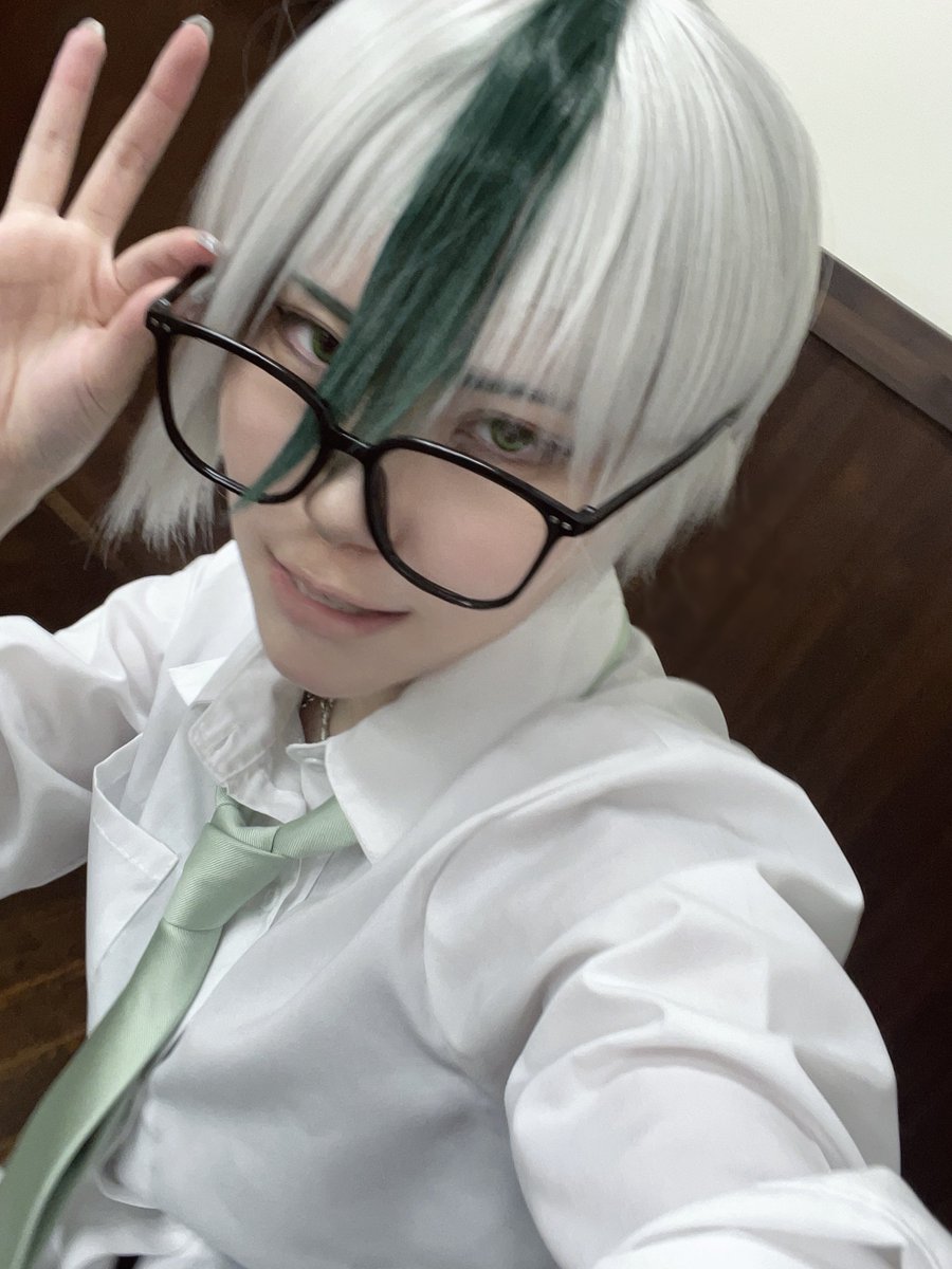 amt__3's tweet photo. 制服🥷撮影してきたよ💚💭 https://t.co/r5Um2UwZRS