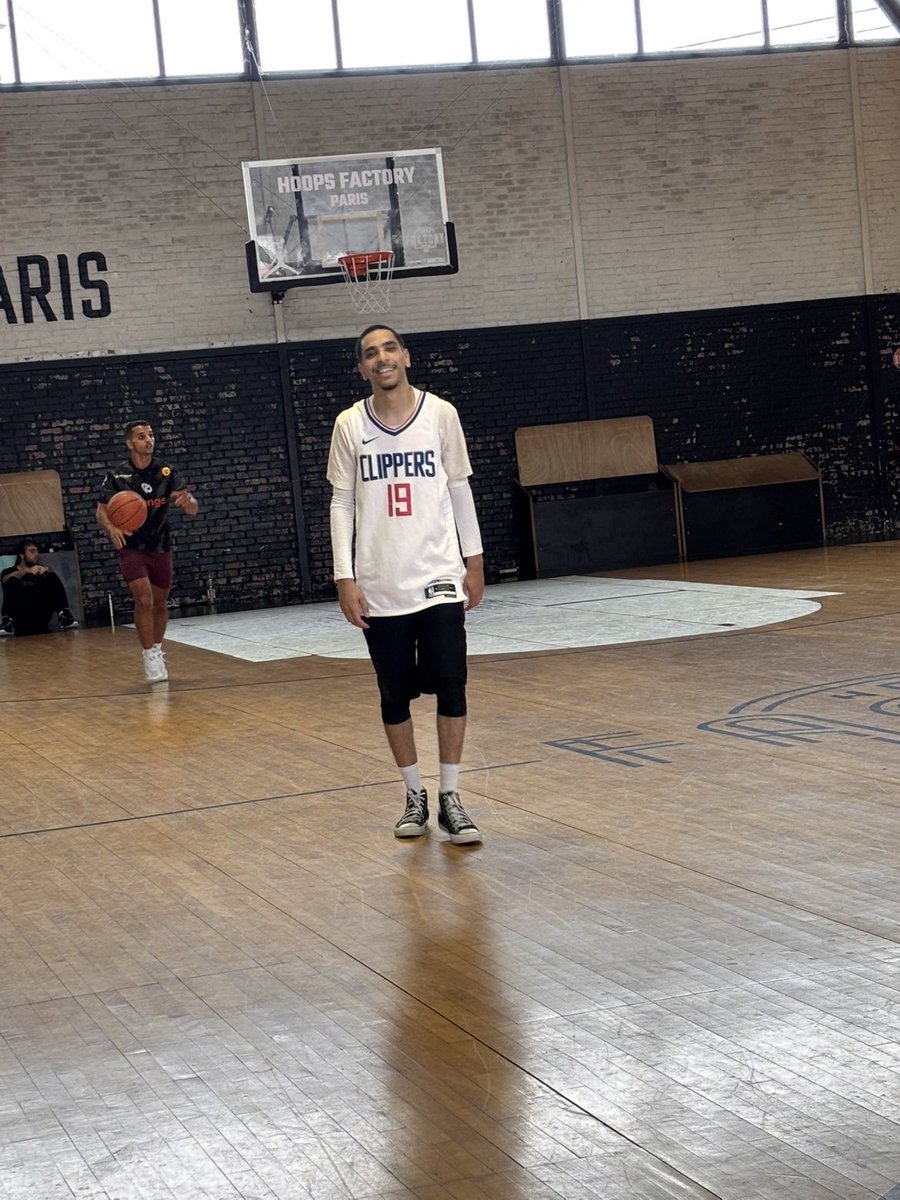 mohad337's tweet photo. Incroyable merci Joman pour les travaux ⛹️‍♂️ https://t.co/zJAKUqlRF5