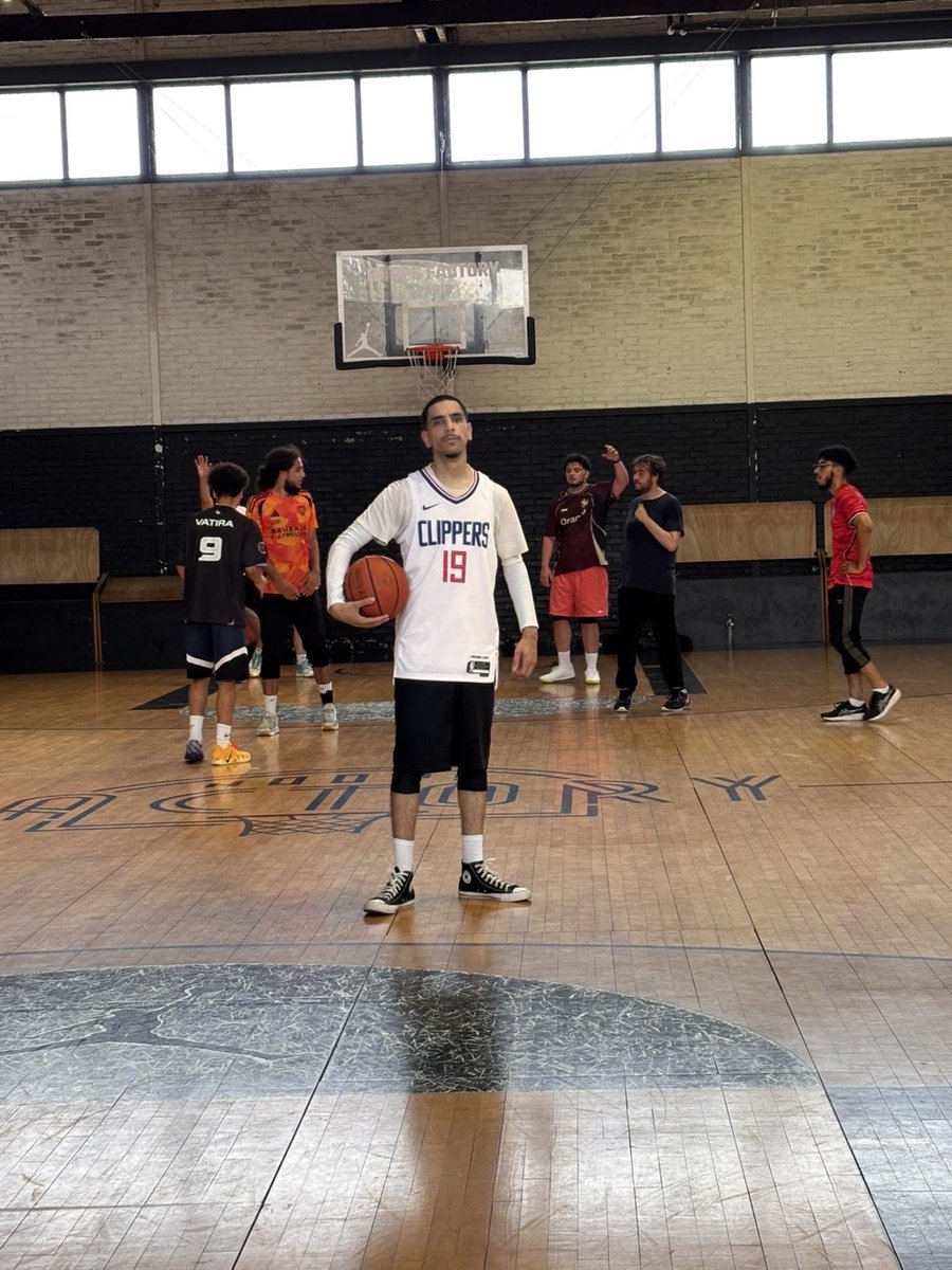 mohad337's tweet photo. Incroyable merci Joman pour les travaux ⛹️‍♂️ https://t.co/zJAKUqlRF5
