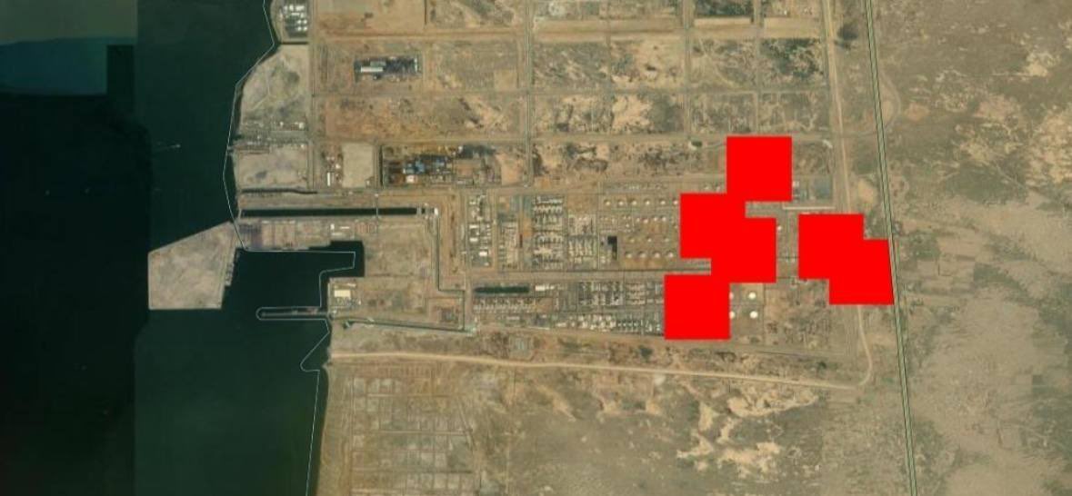 DD_Geopolitics's tweet photo. 🇾🇪 ARAMCO IS BURNING!! Multiple large scale fires after last nights assault from the Yemeni Armed Forces.

Work brothers! https://t.co/3BD4QmFNZk