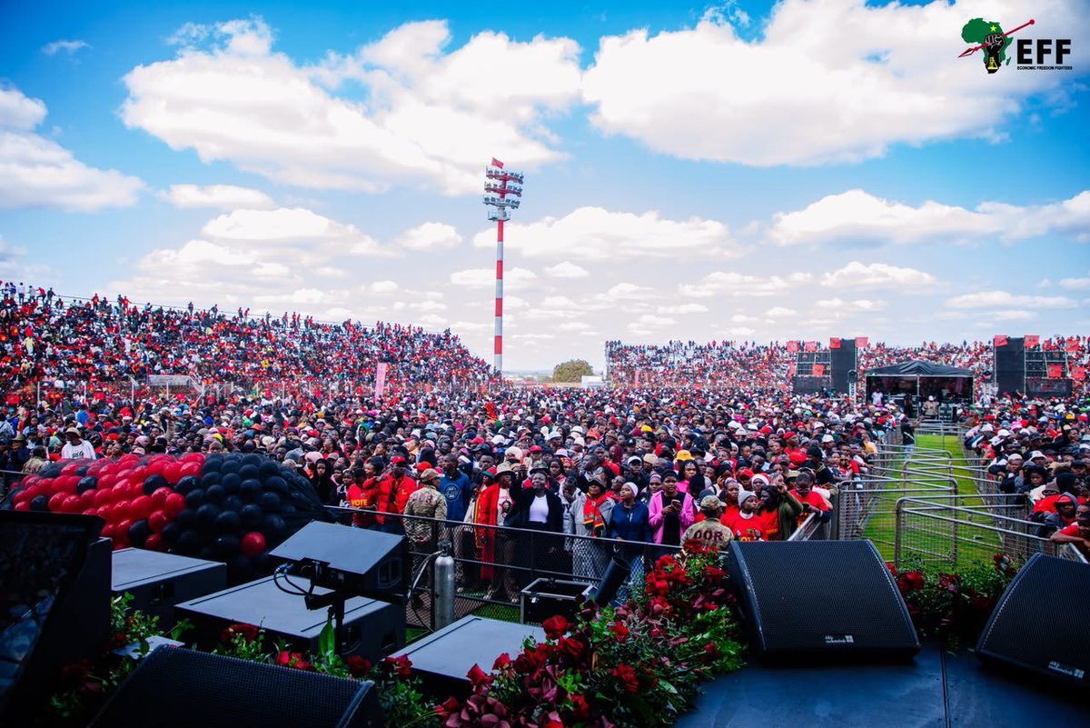 _Masedo_'s tweet photo. It is not longer a matter of debate when it comes to organizing 

Now let's settle the matter when it comes to governance 🙏

Vote for the EFF on the 4th November to settle this debate🔥🔥🔥🙏 https://t.co/ATj6HW1Hdi
