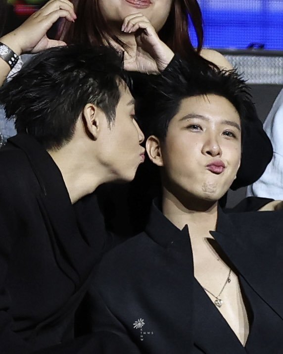 VvVAdelia's tweet photo. Thách hun trúng đấyyy

EMBPFK CLOSE FRIENDS PARTY

#FFFPartyConcert2026D1 https://t.co/HWw3VO0f8E