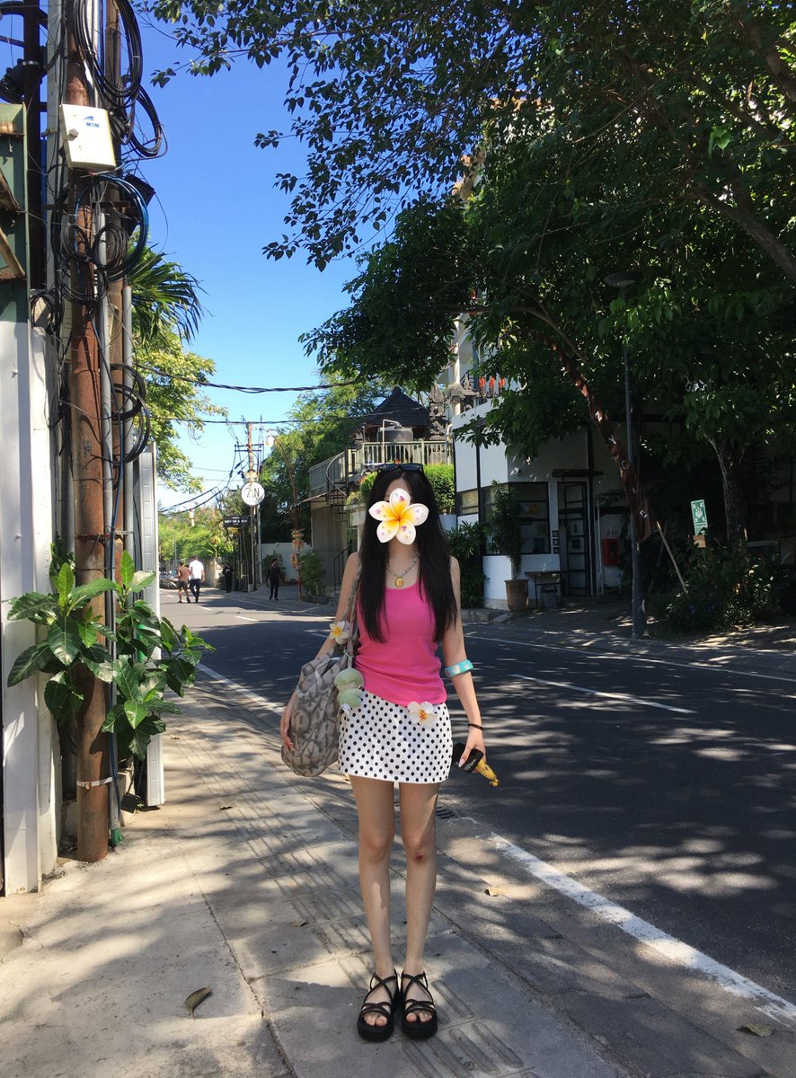 rosyuii's tweet photo. 낮에는 브런치먹는 품격있는 여짜💅🏼☕️
슬기언니가 간곳 손민수했오ㅋㅋ 📍zin cafe https://t.co/MtHMmYVe5d