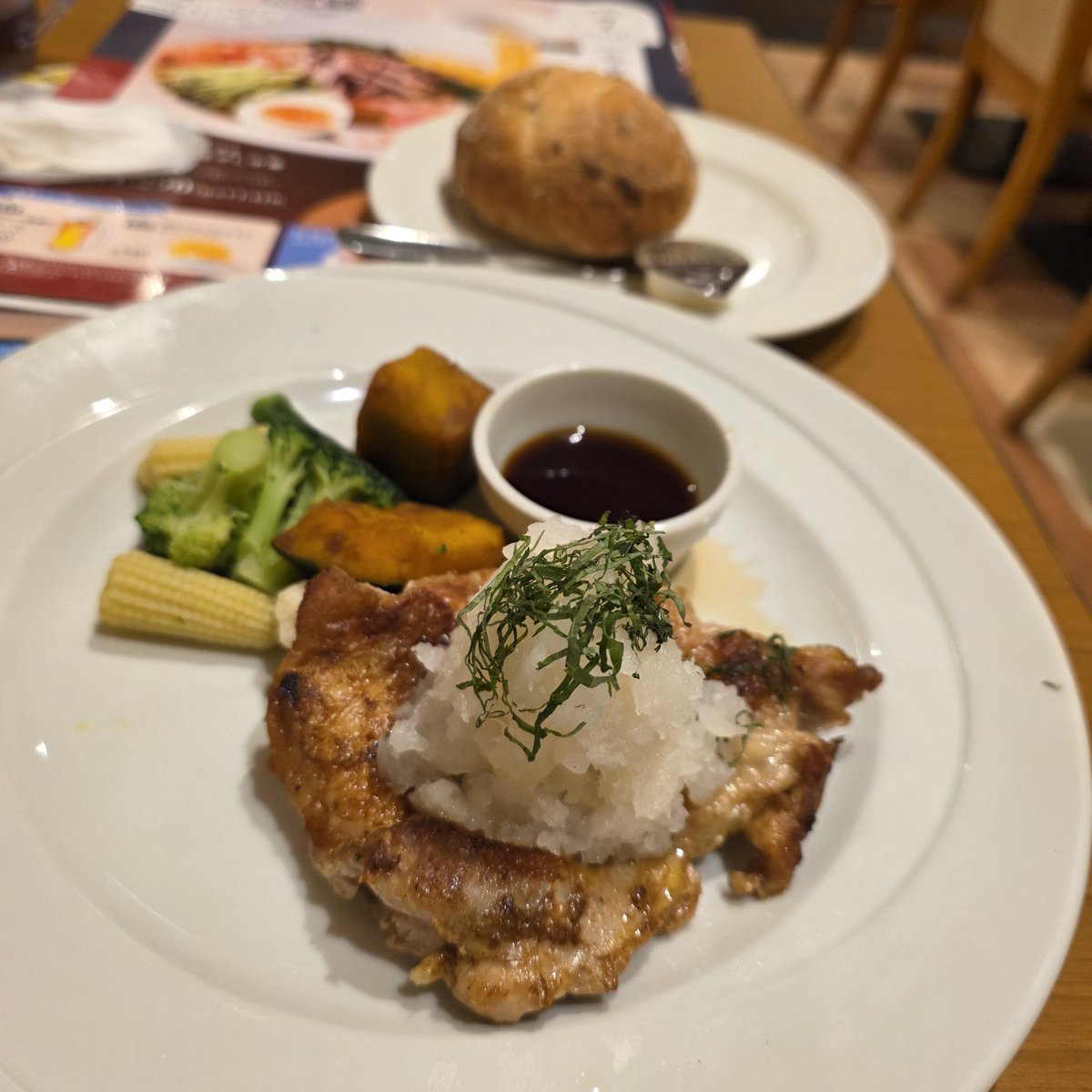 kotoha_nico's tweet photo. 本日のイベント前肉食偉人 https://t.co/LJVk7L056I