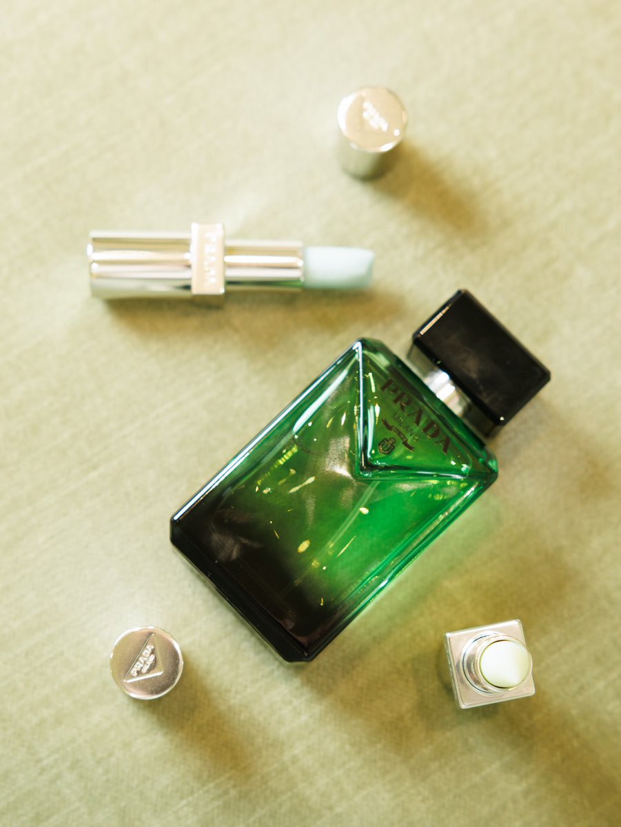 StreamForWinTH's tweet photo. IG winmetawin update 

 🍎🍋🍊🌻🌷

PRADA BEAUTY SUMMER X WIN

#PradaBeautyxWin #PradaBeauty 
#PradaMakeup #PradaFragances 
#winmetawin https://t.co/MY0DArD3RQ