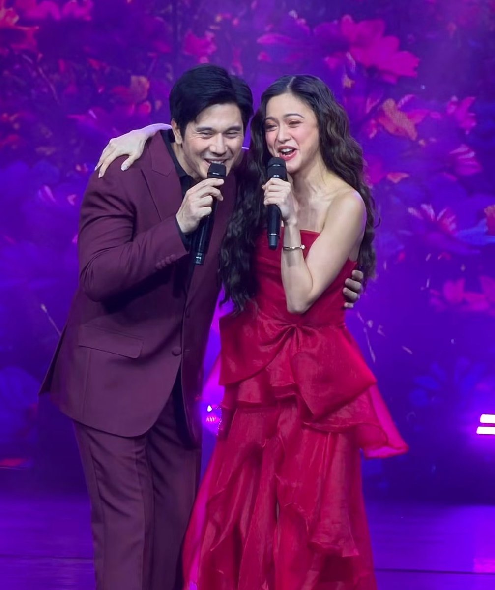 kimpaucrumbs's tweet photo. sobrang happy nila 😭

KIMPAU SHOWSTOPPER
#KimPauAUSSIEmazingXP https://t.co/wwAHEnCQnx
