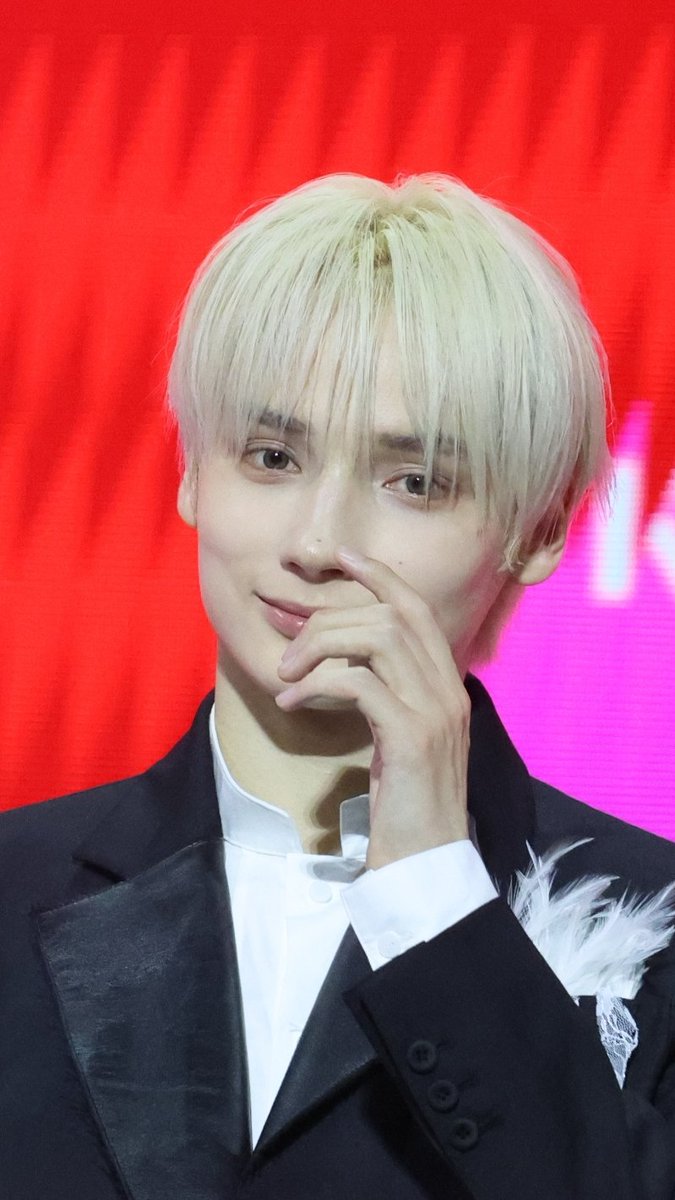 anxietyhhh's tweet photo. 260725 KMA

너왜 누나보고웃는데ㅋ 설레게ㅋ

#투모로우바이투게더 #휴닝카이
#TXT #HueningKai https://t.co/bqFGQcGZgu