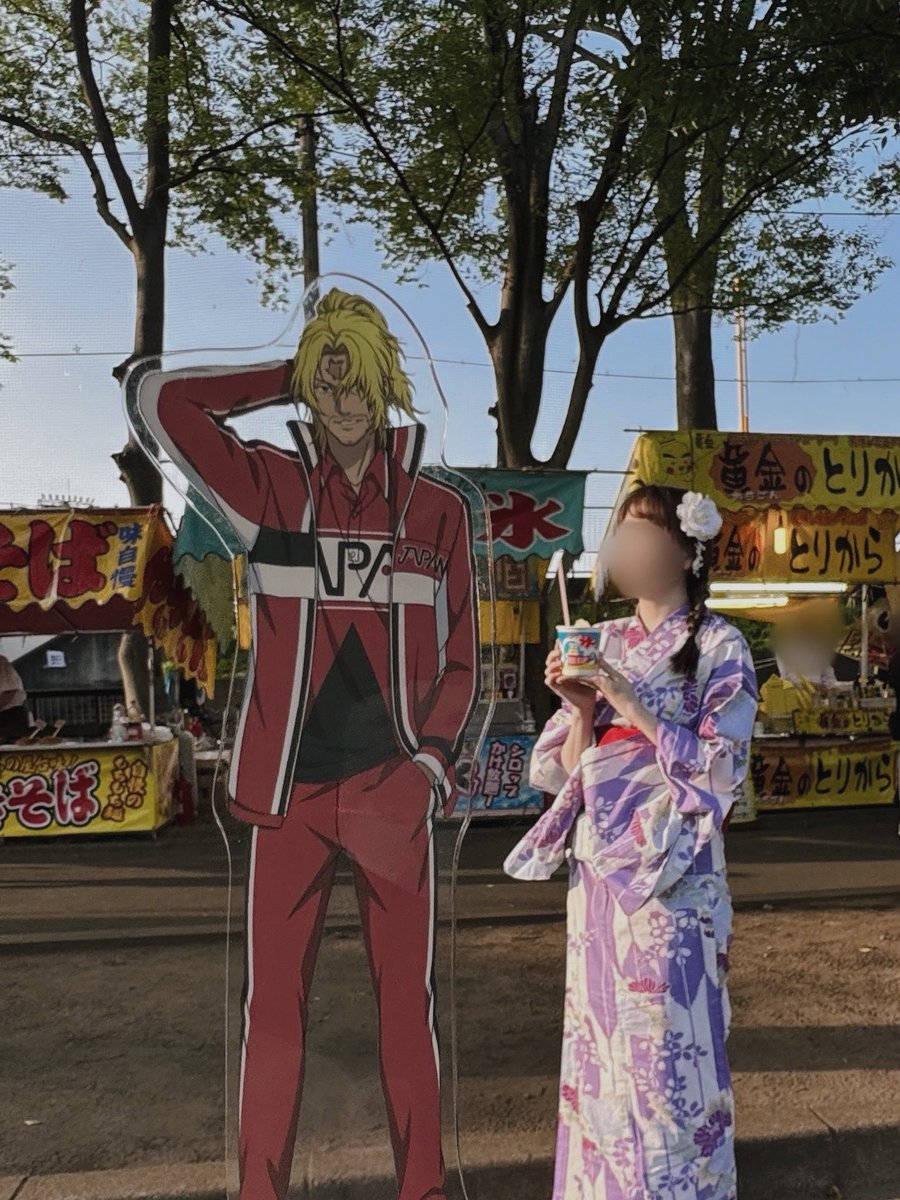 senon_03's tweet photo. 夏祭り　手を繋ぎ　花火を見上げて🎆 https://t.co/G5L6Y49Pqn