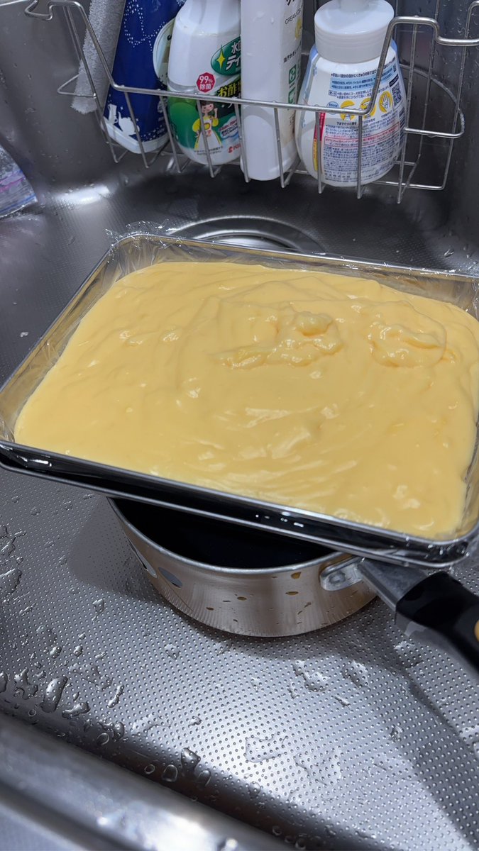 cherryloveking's tweet photo. なめこがクレープ焼きまくってくれた！
ぼくはカスタードは作りましたよいつもならペロリの量で腹が満杯！くそっ https://t.co/sNrpMWlKcp