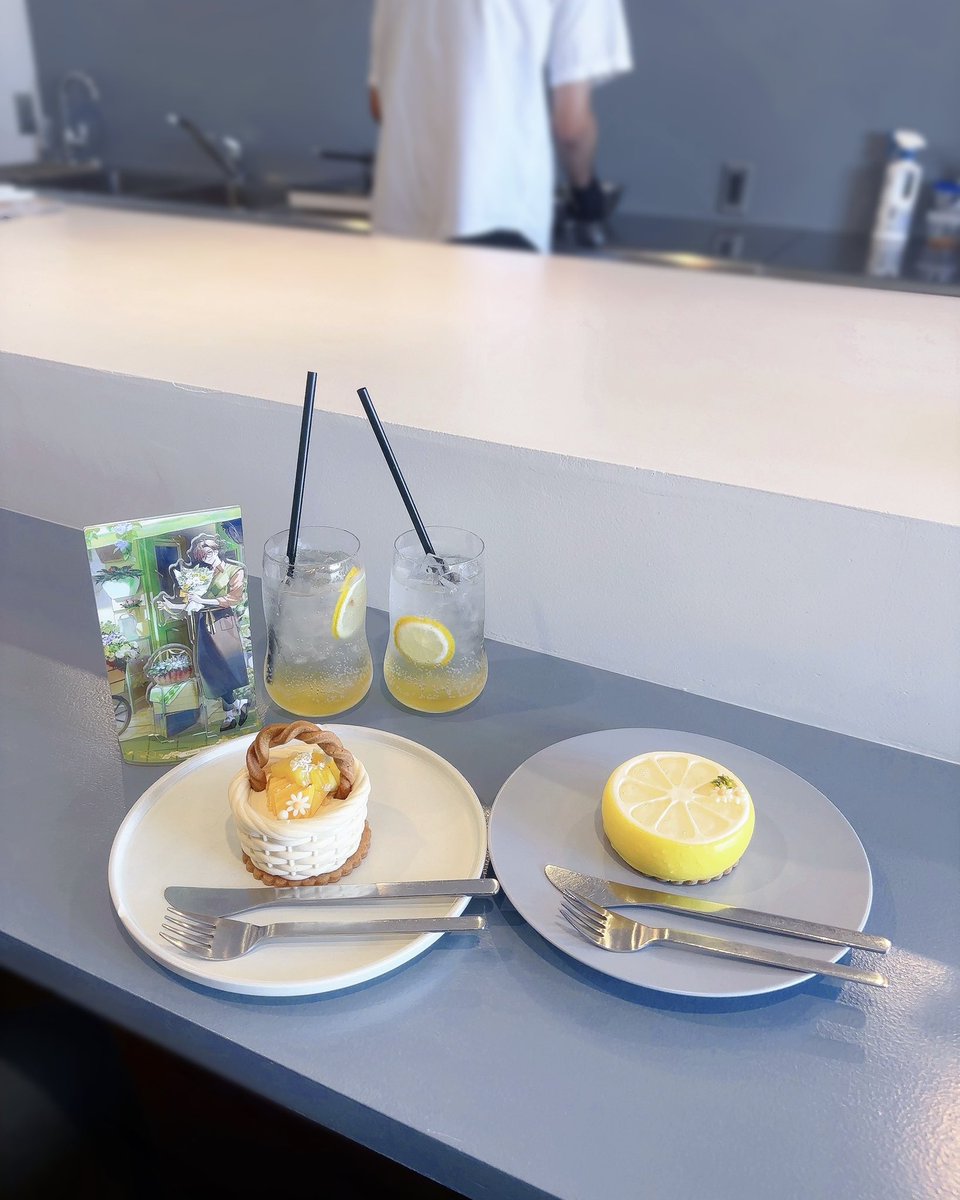 r8t_note's tweet photo. 念願❕❕前向かってる途中で完売情報きたからやっと食べれた…あと呪術展も行ったよ😽🎶 https://t.co/GaIiLmhsXz