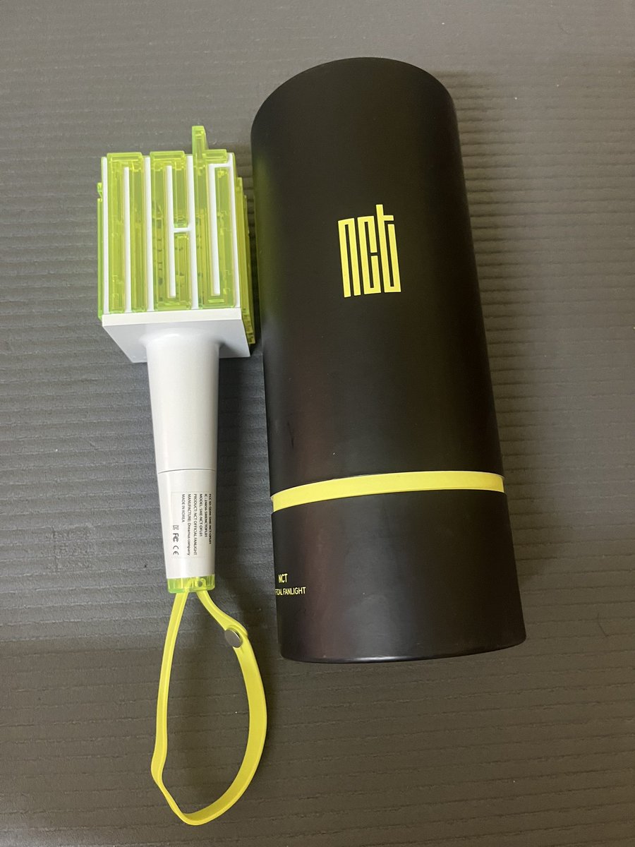 toocooltocryy's tweet photo. ส่งต่อ บง แท่งไฟ nct v.1 เวอร์แรก

ส่งต่อ 550 รวมส่ง  

Dm เพิ่มเติมได้นะคะสภาพดีค่ะ
#ตลาดนัดnct #แท่งไฟnct #ตลาดนัดnct127 #ตลาดนัดnctdream https://t.co/piniLOhmbM
