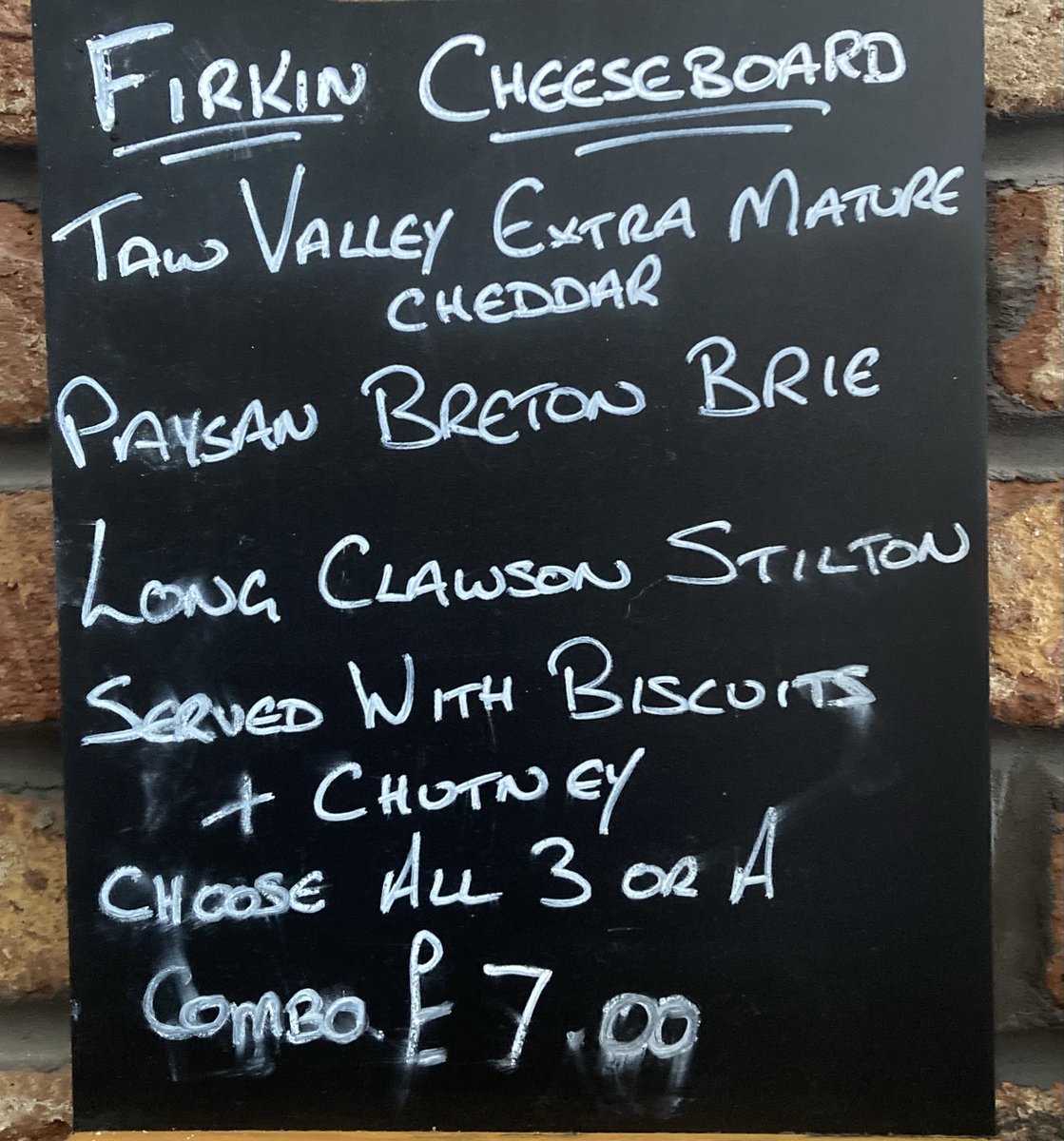 firkinalehouse's tweet photo. Saturday’s Starting Selection
Pub Open 12-9
Takeaways Always Available
#thefirkin #folkestone #supportlocal #caskale #craftbeer #craftnotcrap #takeaway #cheese https://t.co/k2153ZY4fN