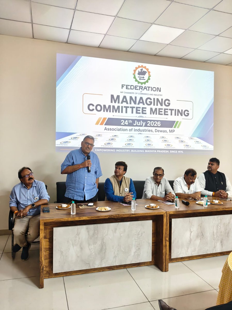 HFmpcci's tweet photo. एसोसिएशन ऑफ़ इंडस्ट्रीज देवास के अध्यक्ष श्री अशोक खंडेलिया  मुख्य अतिथि एवं FMPPCI के सयुंक्त अध्यक्ष श्री वीरेंदर पोरवाल जी विशेष अतिथि थे। इस बैठक में फायर एक्ट बिल,  इंडस्ट्री एरिया के कानूनों में विसंगतियों, दोहरे प्रापर्टी टैक्स, तथा  नेटवर्किंग   पर चर्चा हुई। https://t.co/4TRY1MDUe4