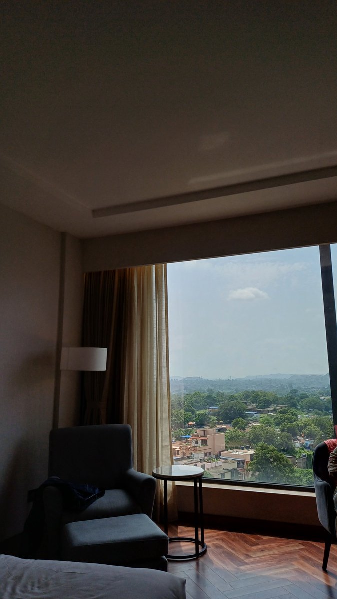 rgcache's tweet photo. home for next 1 day https://t.co/k3ozHOvfFP