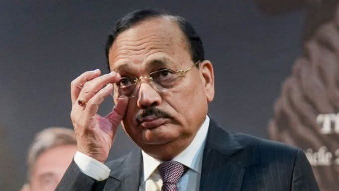 DEEPUVAJRAMUNI's tweet photo. ಧನ್ಯವಾದಗಳು CJI.. !!
ನಮ್ಮ ಜಿರಳೆಗಳ (ಯುವಕ)ರ ಶಕ್ತಿ ಏನಂತ ಈಡೀ ವಿಶ್ವಕ್ಕೆ ತೋರಿಸಿಕೊಟ್ಟಿದ್ದಕ್ಕೆ..

#Cjp #neetexam #ModiGovernment https://t.co/THaAxvVDJE