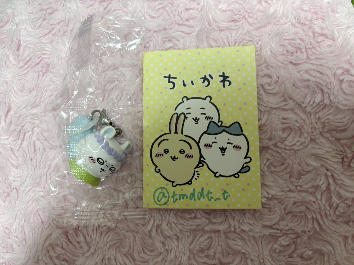 tmddt_t's tweet photo. @takana_s 初めまして、こんばんは。検索からお声がけ失礼いたします。当方画像モモンガ所持しております。お手持ちのハチワレとの北千住付近お手渡しもしくは郵送での交換可能でしょうか？ご検討いただけますと幸いです。 https://t.co/EOZ8x14qKb