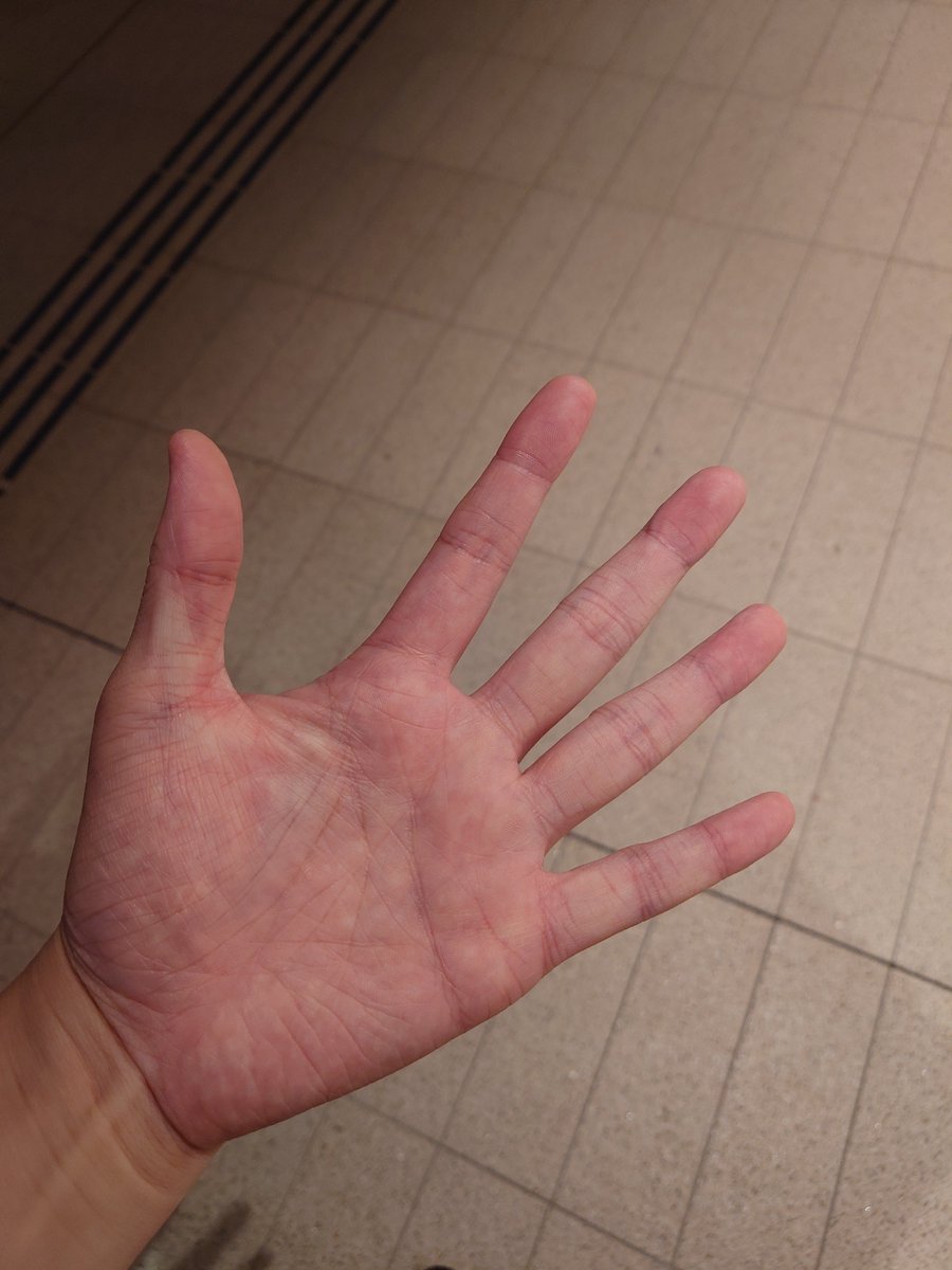 minagiru0227's tweet photo. うおおおおおおおおおおおおん
ゆかりんは、お姫様の匂いがして
おてては、ぷにぷに、、、
なんだよおおおおおおおおおおいん https://t.co/gyIk4xMkWI