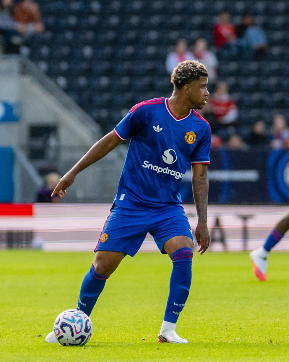 ManUtd's tweet photo. Five things we spotted during our trip to Norway 🖐🔍