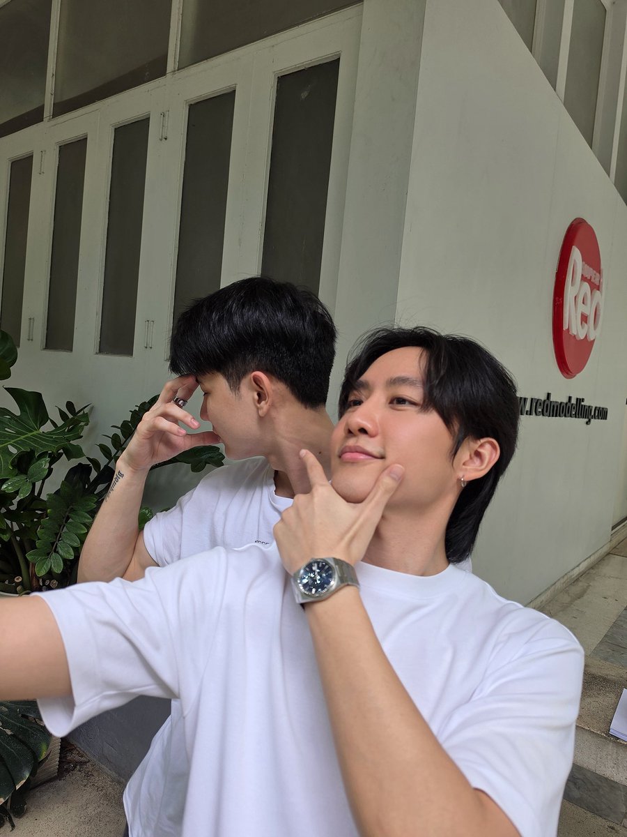 MSiwatofficial's tweet photo. 🧏🏻‍♂️

#MSIWAT 
#Marksiwat https://t.co/EvpiFDl2Ou