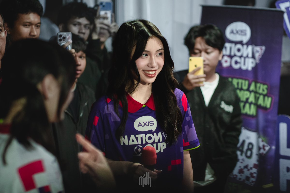bimanduh's tweet photo. 01072026 - | Teater Sementara Booth Axis | Embung Giwangan, Jogja | 
disrming smile🫠💕
@Michie_JKT48 

#JKT48TeaterSementara #BerbagiJourney https://t.co/oCGVCAzLFX
