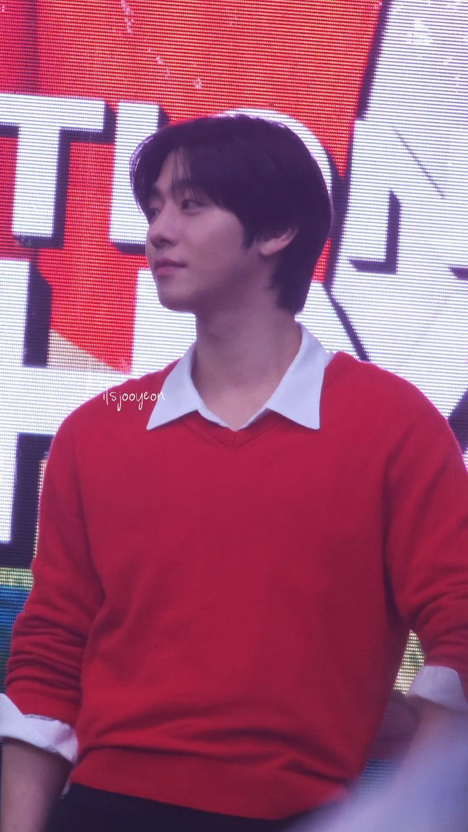 Paulnyangi_'s tweet photo. 안효섭 ㅈㅉ 레드 컬러 권위자 ⋯ 🥰
ㄹㅇ 남부대공 st 이심 ♥ https://t.co/jl85pNICfb