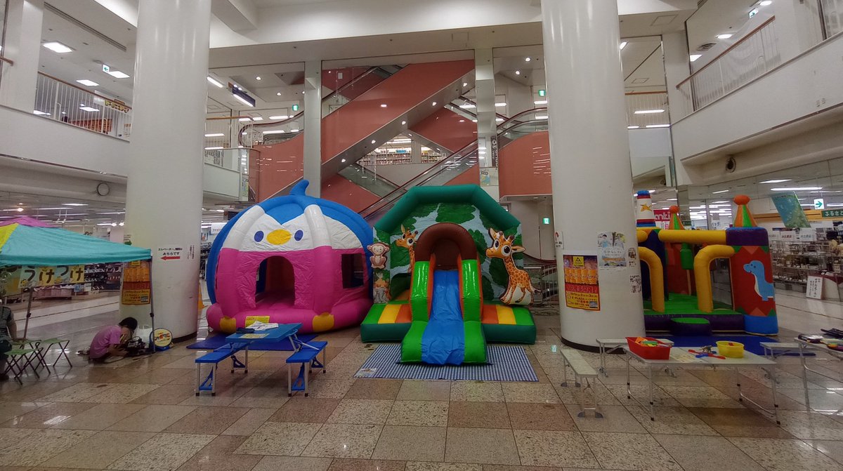 vuik961's tweet photo. にいがた未来アワード
大賞を授賞なう

表彰式からのホテルで会食ビュッフェ（厳かすぎて写真無し）

イベントは息子達と
スタッフが頑張ってくれました(⁠ ⁠；⁠∀⁠；⁠) https://t.co/3dAOFbjfmj