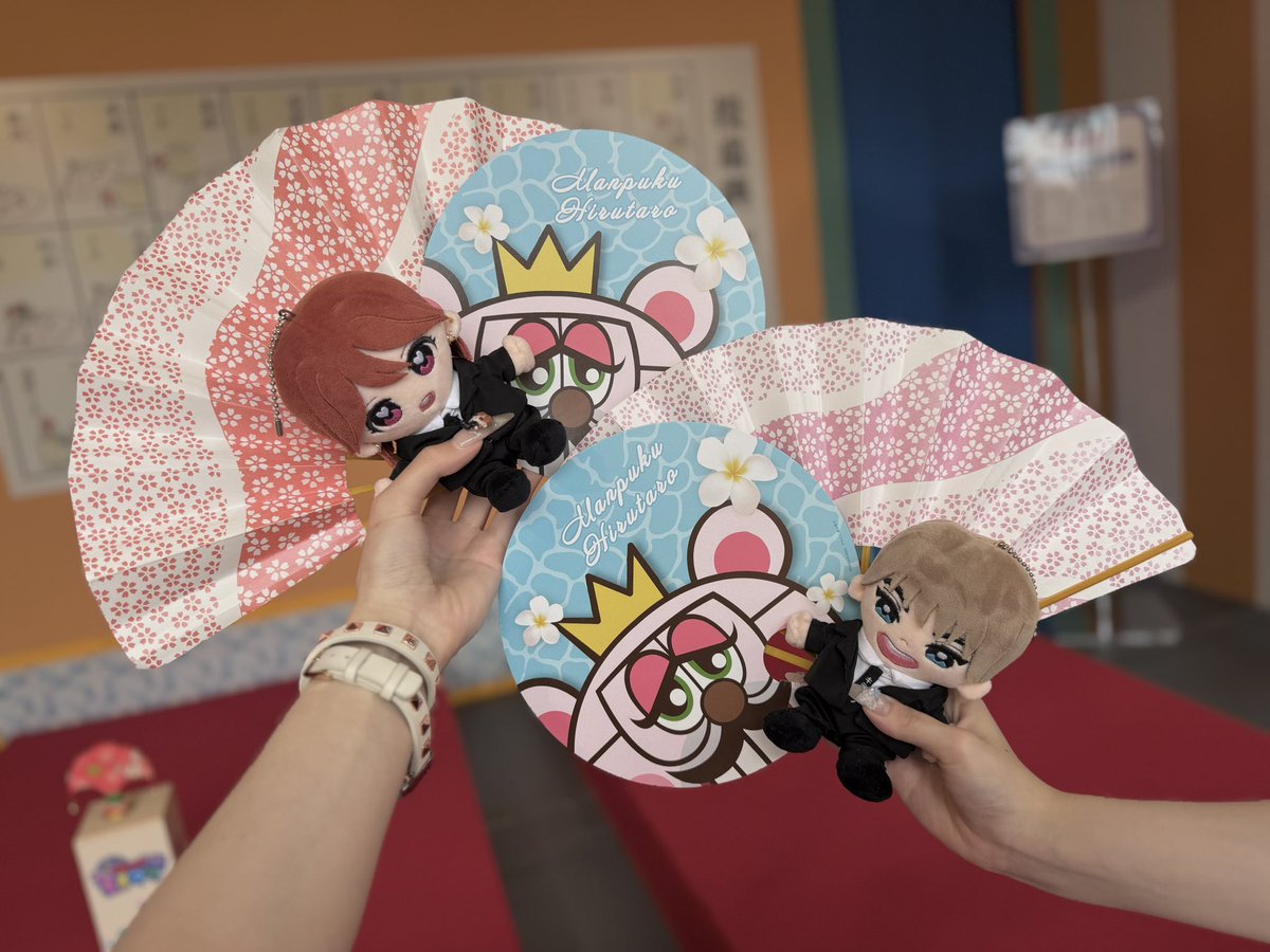 _reanyam's tweet photo. お台場ファンライジングのぽかぽか夏まつり行ってきた🎐꙳⋆ バーガースタンドぽかぽかのケバブバーガーおいしすぎたし、キテファイすぎる扇子使った投扇興とか輪投げもあって 夏気分味わえてとてもたのしすぎた₍ᐢᵒ̴̶̷̥́  ·̮ ᵒ̴̶̷̥́ ᐢ₎❤︎ 
#ぽかぽか https://t.co/85cvnj4XtH