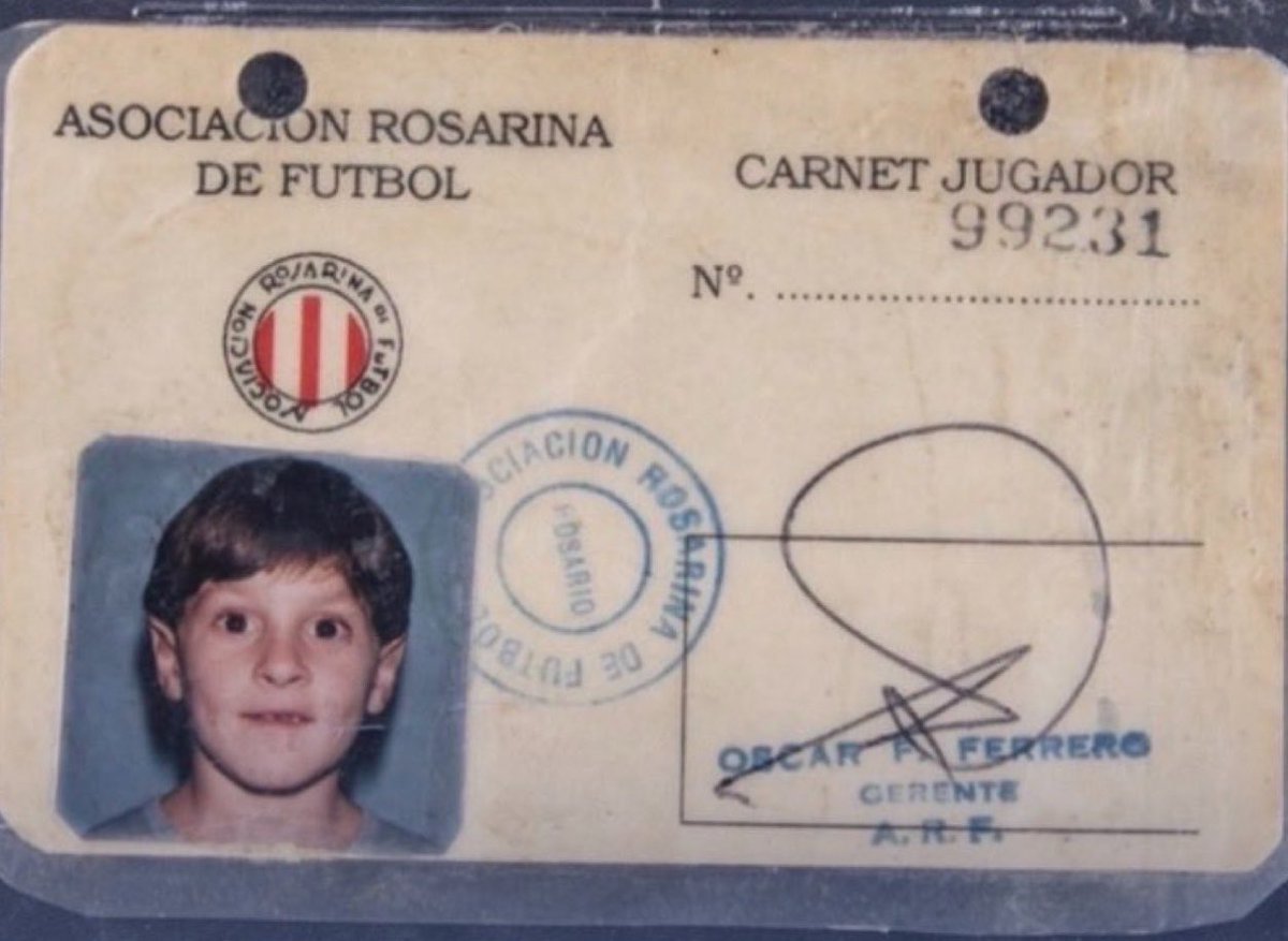 naderyas's tweet photo. 😂 I’m ready to buy Messi’s card for just $1…
Only so I can sell it to @realDonaldTrump or @elonmusk,
and pay my kids’ university tuition! 😄⚽💸

#Messi #Topps #TradingCards https://t.co/5i2c6v7MVm