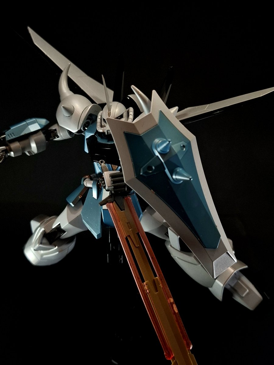 AMhipAfD2Ly6Dxh's tweet photo. HG グフイグナイテッド(イザーク•ジュール機)作成しました。

取り敢えず発売日当日は開店売り切れではなかったので、2個買いましたがカラバリ的に3個買うべきでした。
あと、厚塗りすると肩が渋くなるので厚塗はやめた方が懸命す
塗装はいつもの秋葉原工作室さんにて後程ガンスタさんにも投稿します https://t.co/MwG6kQXP4v