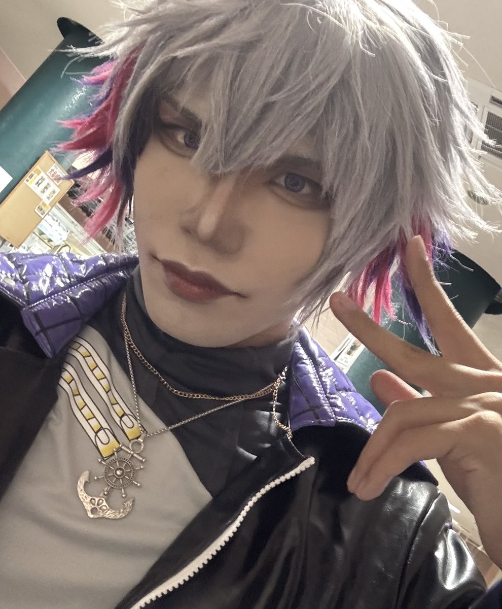 Ganatyo's tweet photo. ⚠︎︎Cosplay⚠︎︎
🌈🕒/🥂✨
いました〜✌️
交流ありがとうございました〜
#LTCコスプレボウリング https://t.co/cwUlGmf5Os