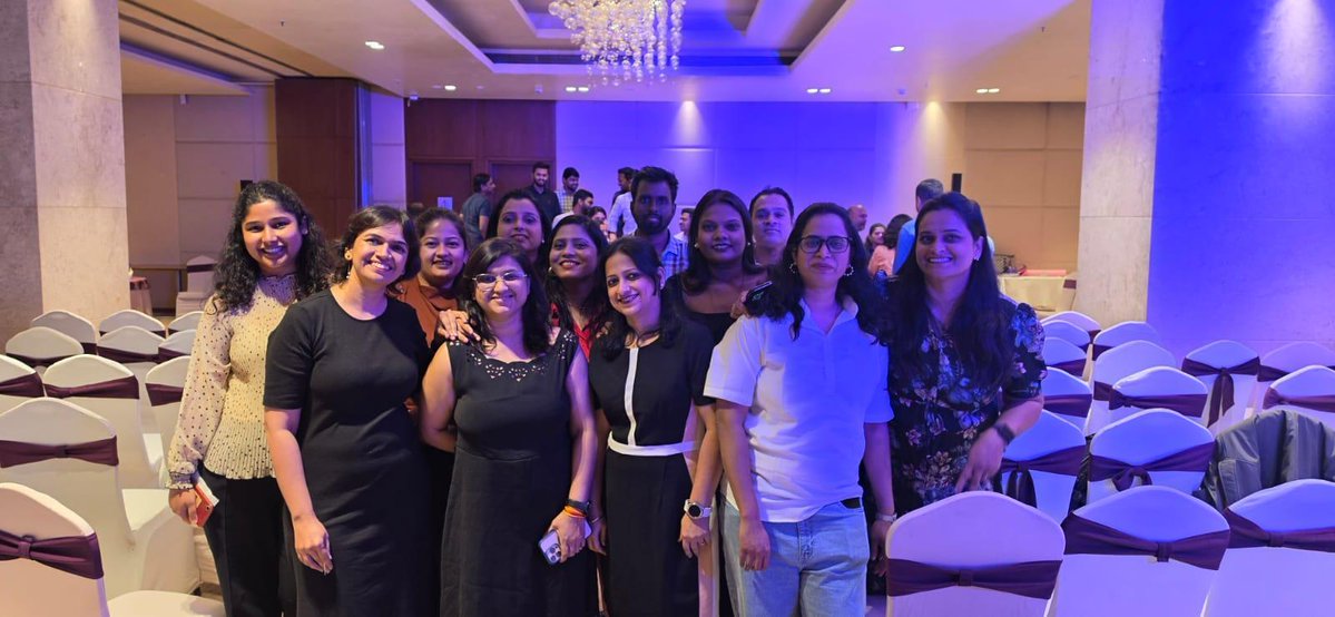 fulcrum_digital's tweet photo. Strong projects starts with strong relationships.

Our Banking &amp; Financial Services POD recently stepped away from the day-to-day for an evening of team building, conversations, and connection. Here's to the people behind the work!

#FulcrumDigital #BFS https://t.co/72zJi8Nki7