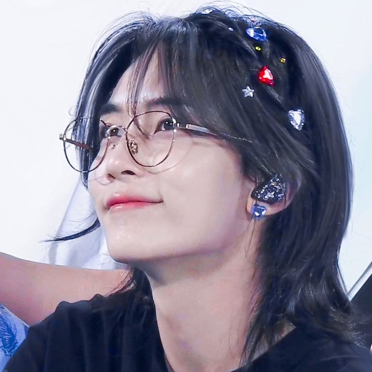 cheolhanglazer's tweet photo. pretty princess https://t.co/H5UB5gfW0B